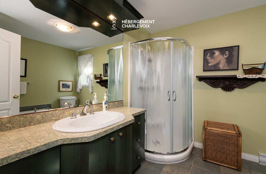 CEL-5 - Warm residence ideally located